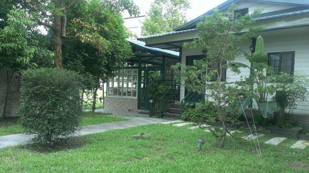 Champs Yazuh B&B Jiji Exterior photo